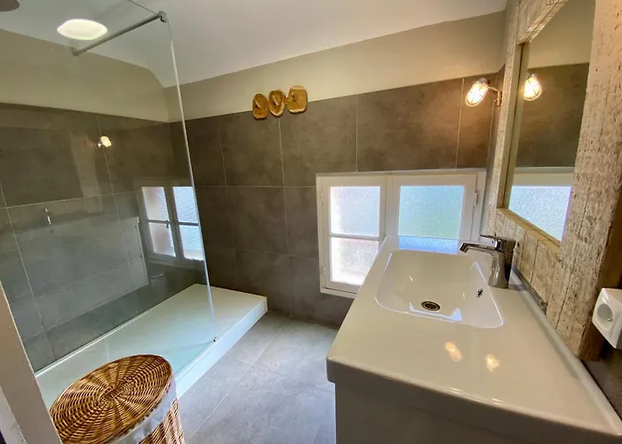 St Thomas * La Teste-de-Buch